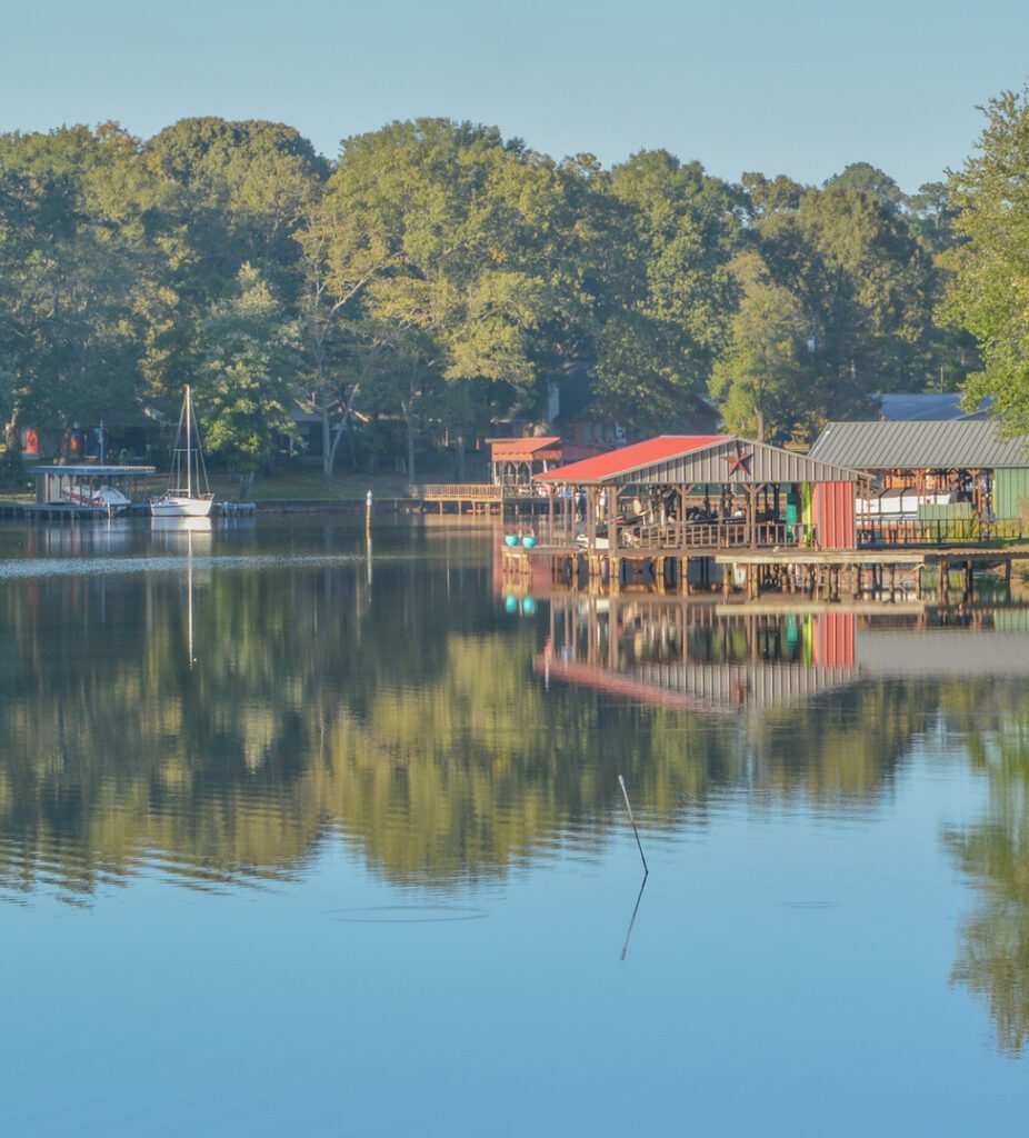 Lake Cherokee of boat houses and trees